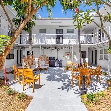 Elegant Studio Apartment In Downtown St Pete - Great Community Events! St. Petersburg Exterior photo